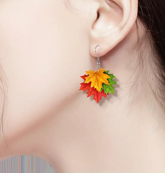 Vintage & Vacation Style Acrylic Leaf Dangle Earrings Maple Leaf Design