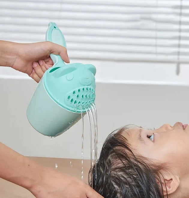 Baby Bath Caps Toddler Shampoo Cup Children Bathing Bailer Kids Shower Spoons Child Washing Hair Cup Protect Baby Eye Bath Tool